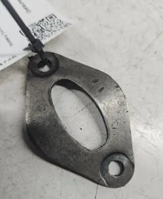 Audi A4 S4 B6 8E 8H Fuel Injector clamp holder