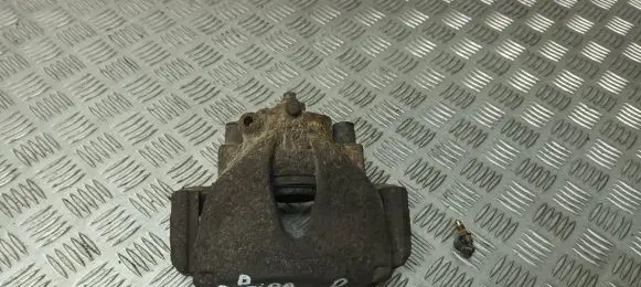 Opel Zafira A Front brake caliper