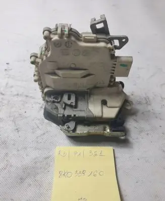 Audi A4 S4 B8 8K Rear door lock 8K0839016C