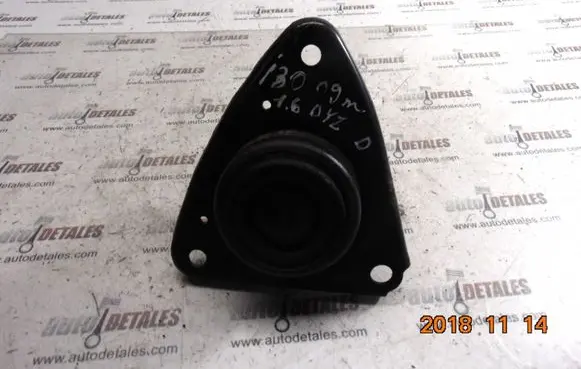 Hyundai i30 Engine mount bracket