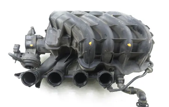 Volkswagen PASSAT B6 Intake manifold 06F133210P