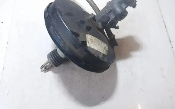 Renault Megane I Brake booster