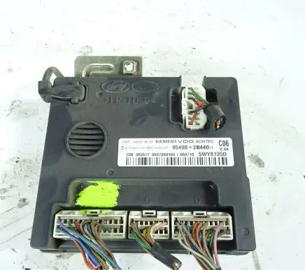 Hyundai Santa Fe Engine control unit/module 95400-2B440