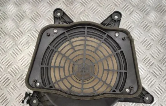 Audi A8 S8 D4 4H Subwoofer speaker 4H0035412A