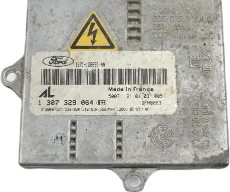 Ford Mondeo Mk III Voltage converter/converter module 1307329064 1S7112B655AA