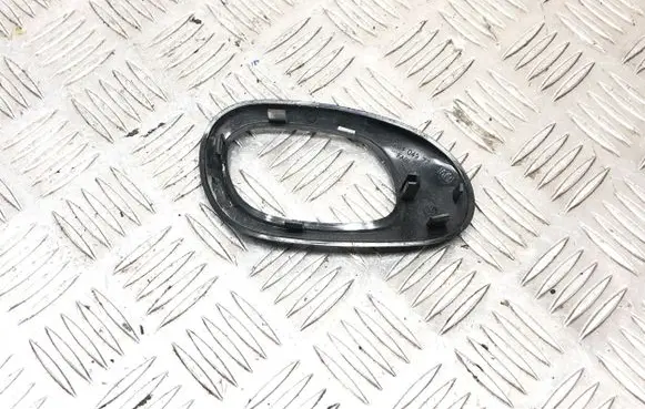 Peugeot 206 Rear door handle trim 9628404977