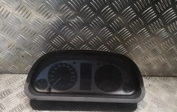 Mercedes-Benz B W245 Speedometer (instrument cluster) 1695401848 A1695401848