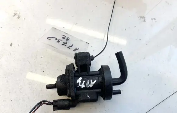 Mercedes-Benz C W202 Turbo solenoid valve pat4715396