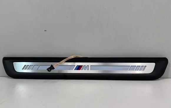 BMW 3 G20 G21 Foot area side trim 8071543