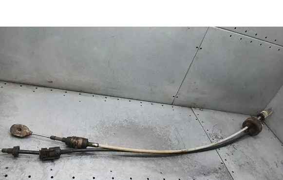 Opel Astra G Gear shift cable linkage 90578381DE