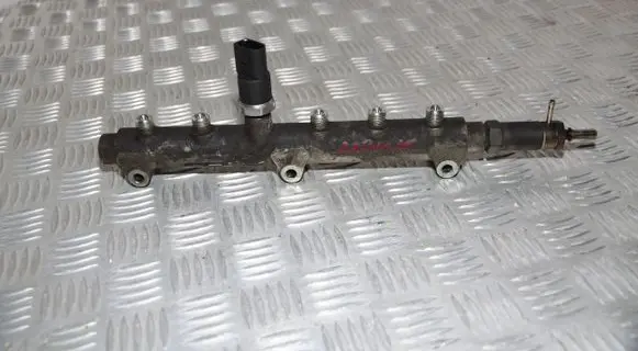 Fuel main line pipe