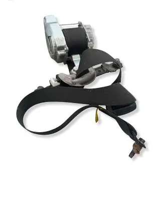 Hyundai i30 Front seatbelt FR3289 88810202L700
