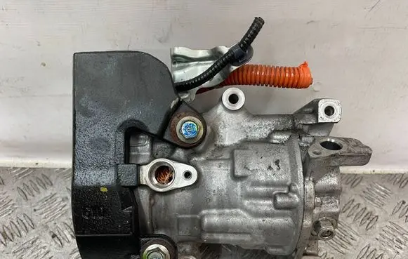 Honda Jazz IV GR Air conditioning (A/C) compressor (pump) 042400-0960