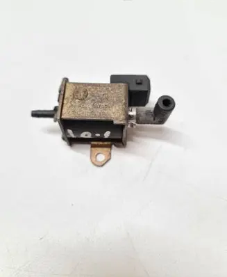 Audi A4 S4 B6 8E 8H Turbo solenoid valve 02T330 7216100012V