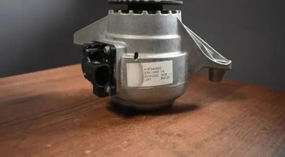 Mercedes-Benz GLE W167 Engine mount vacuum valve A1672409300