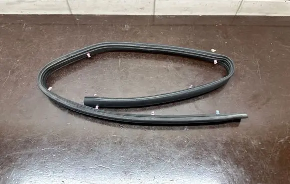 Honda HR-V Rubber seal rear door 