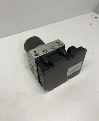 BMW X5M F85 ABS Pump 6864804 61230412 2265106486