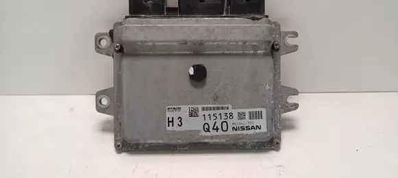 Nissan Juke I F15 Engine control unit/module MEC940390