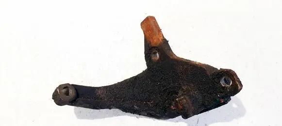 Citroen C5 Engine mounting bracket DW10B