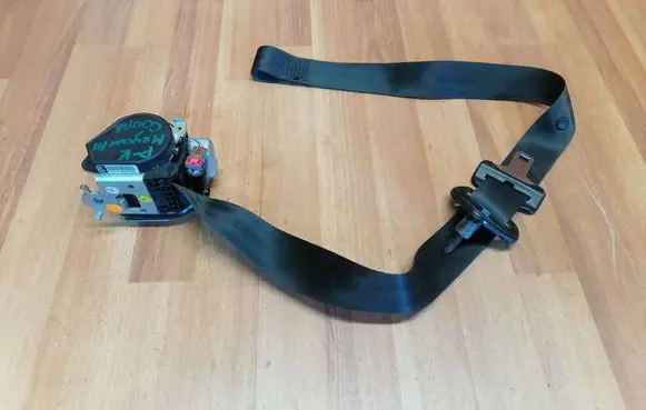 Renault Megane III Front seatbelt 868840009R