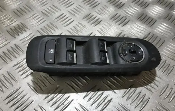 Ford Mondeo MK IV Electric window control switch 7s7t14a132ab 7s7t-14a132-ab