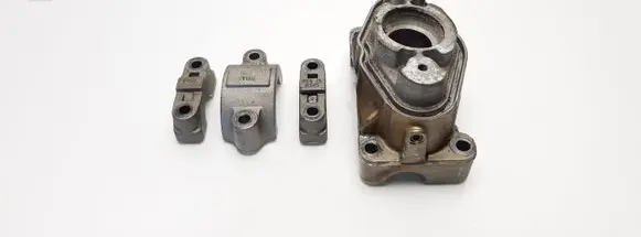 BMW 7 F01 F02 F03 F04 Camshaft holder 7567866