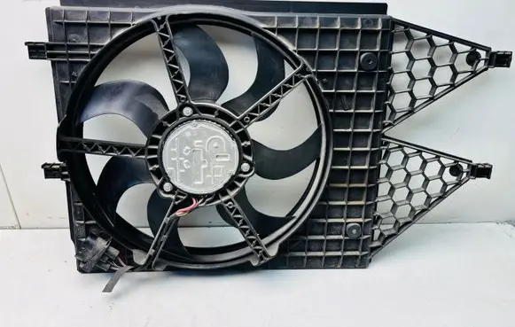 Audi A1 Electric radiator cooling fan 6R0121207Q