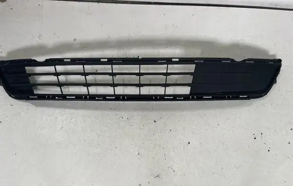 Ford Escort Front bumper lower grill E12B-17A754