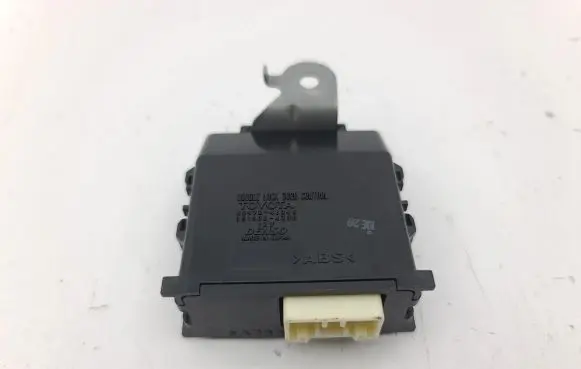 Toyota Corolla E210 E21 Door central lock control unit/module 8597048040
