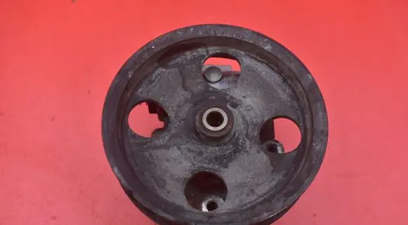 Alfa Romeo 159 Power steering pump 00505004240