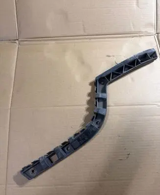 Skoda Superb B6 (3T) Rear bumper mounting bracket 3T5807393