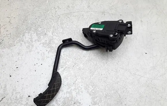 Audi A8 S8 D3 4E Accelerator throttle pedal 4e2723523f