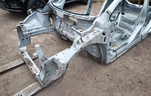 Front quarter panel