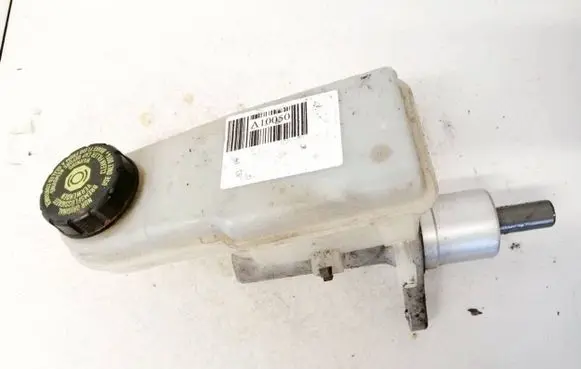 Mitsubishi Colt Master brake cylinder 32067272d 32067272-d