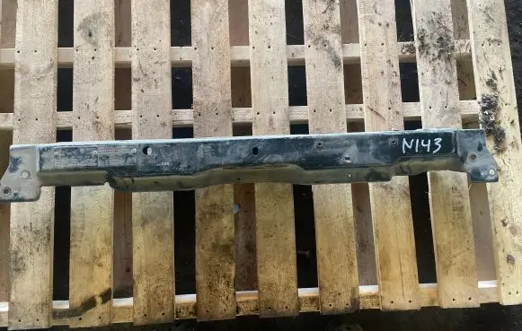 Chrysler Voyager Top upper radiator support slam panel