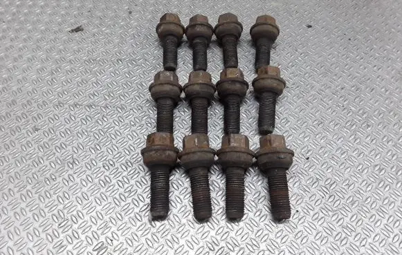 Mercedes-Benz Sprinter W906 Nuts/bolts 