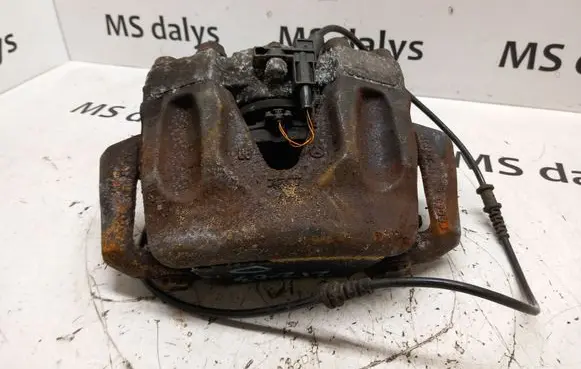 Mercedes-Benz E W212 Front brake caliper A2044213681 2044213681 A2044211194