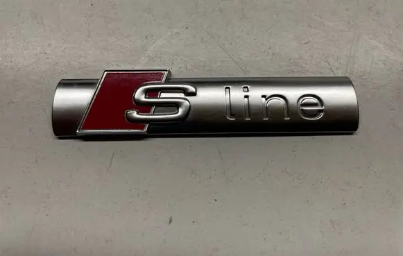 Manufacturer badge logo/emblem