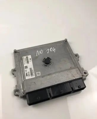 Renault Clio IV Engine control unit/module ECU 237104789R 237102706R