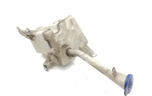 Toyota Verso-S Windshield washer fluid reservoir/tank 