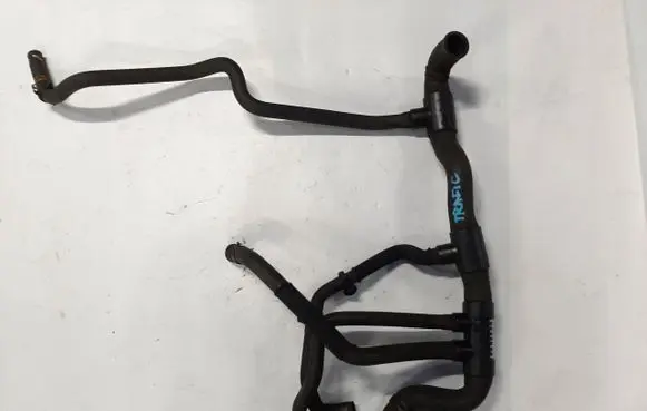 Renault Trafic II (X83) Engine coolant pipe/hose