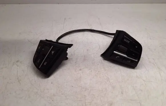 BMW 5 F10 F11 Steering wheel buttons/switches 9218396 61319218396 61319229485