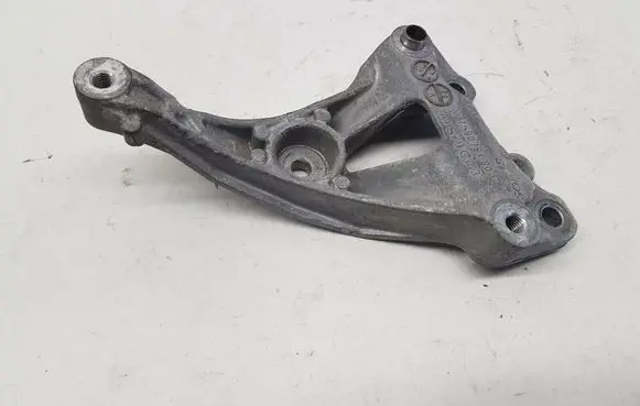 Citroen DS3 A/C compressor mount bracket V758078180 nr8451