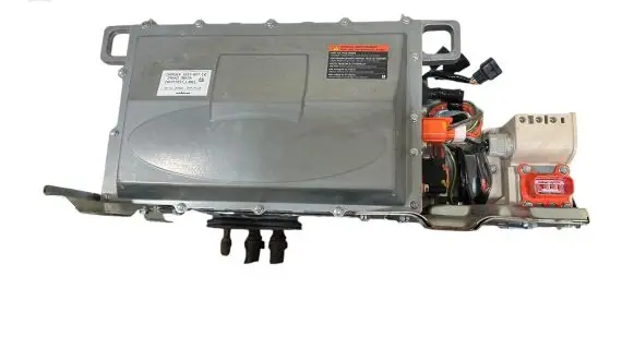 Voltage converter inverter