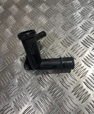 Volvo V60 Engine coolant pipe/hose 9671124980 9684589080