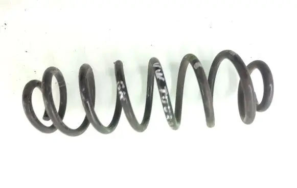 Volkswagen Touran II Rear coil spring