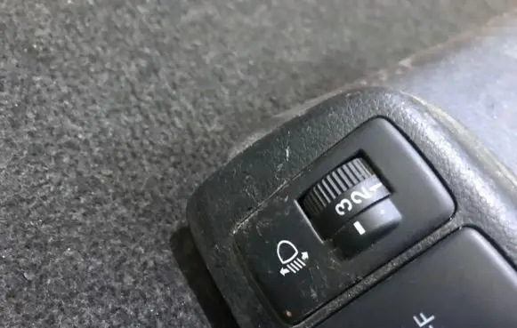 Honda Jazz Headlight level height control switch m37548
