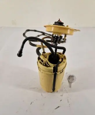 Volkswagen Touareg I In-tank fuel pump 7L6919679C
