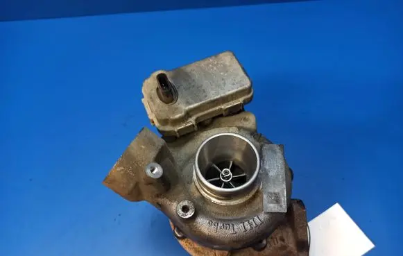 Mercedes-Benz E W212 Turbo A6510900086