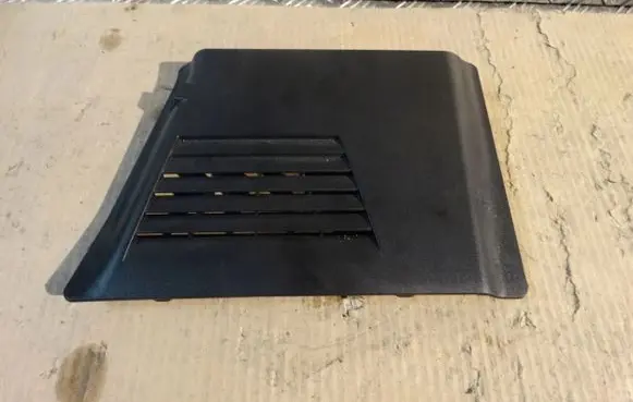 Mercedes-Benz E W213 Dash center air vent grill A2138311600